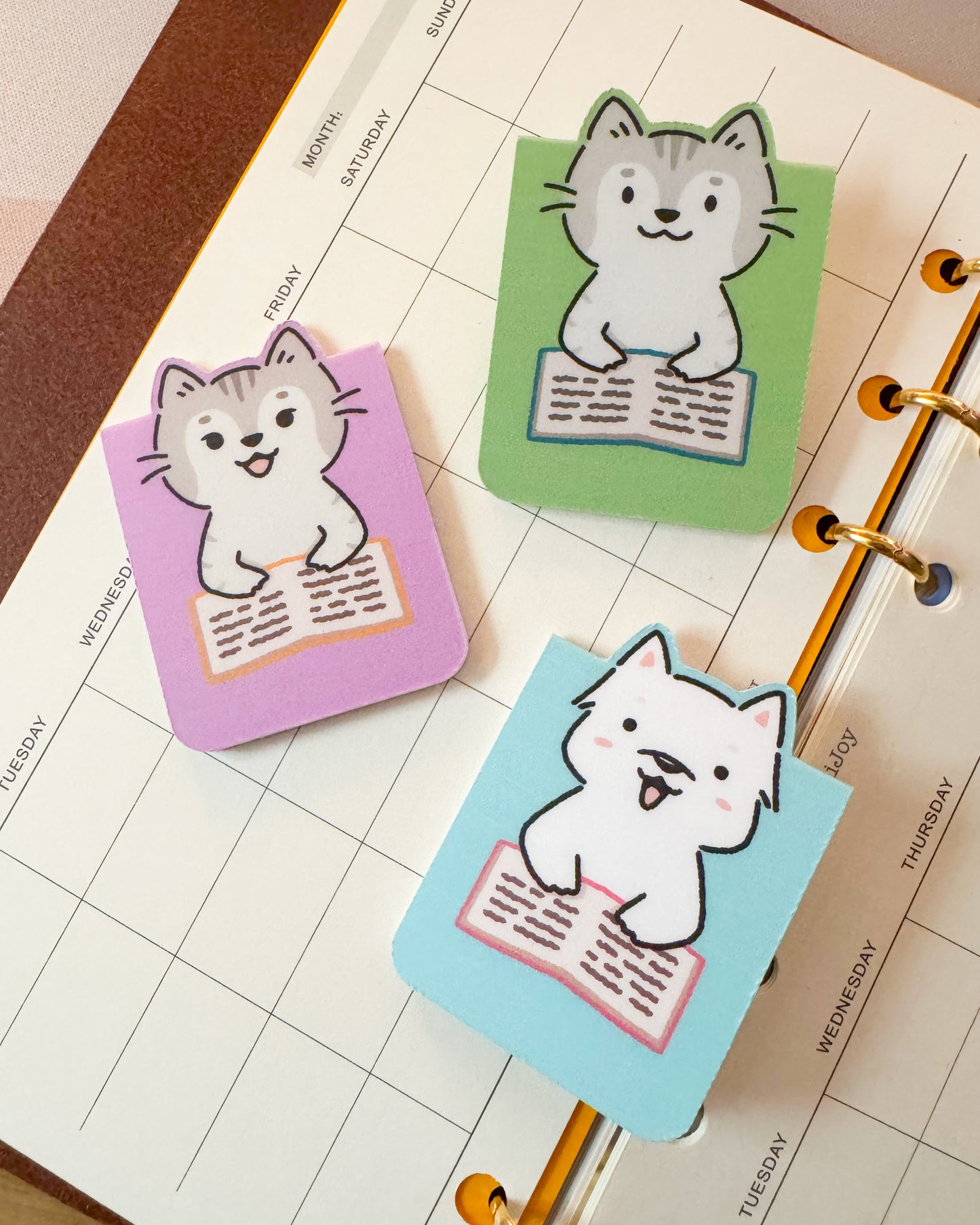 trio reading magnetic bookmarks